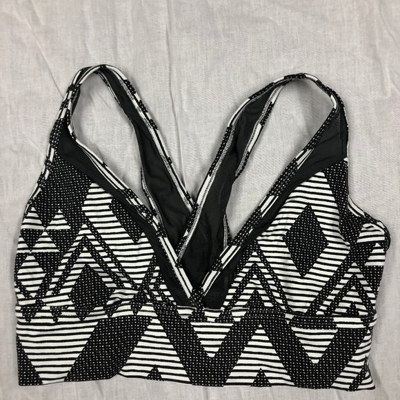 aerie Other - Aerie Geometric Patterned Sports Bra